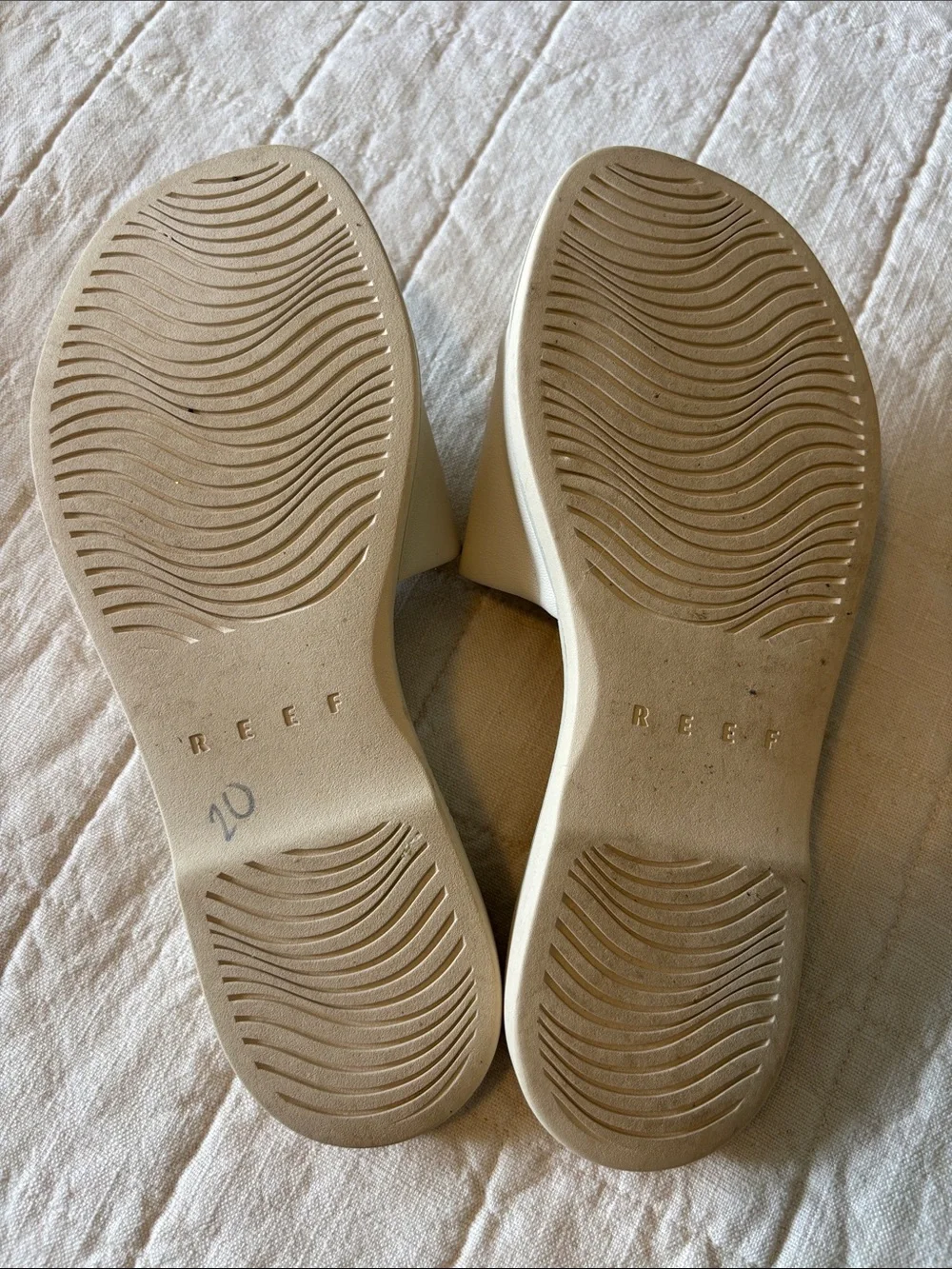 REEF Cream Slide Sandals – Women's Slip-On Comfort
